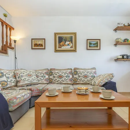 Holiday home Envalira